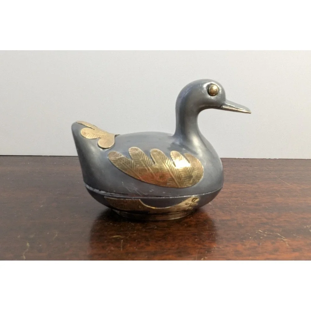 Vintage Trinket Box Lot of‎ 4 Brass Pewter Duck Shell Apple Vanity Decor